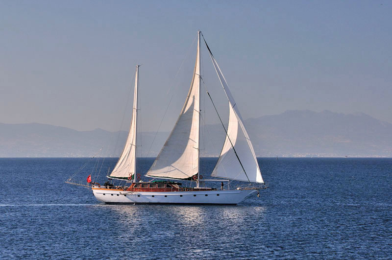 bateau en acier a vendre