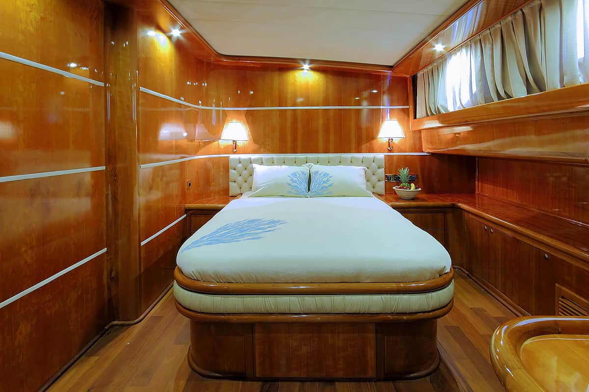 luxury turkish yacht hire