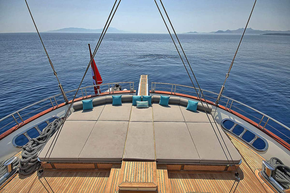 Luxury Motorsailer Charter in Greece