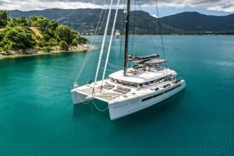 Catamaran Lagoon 620 Duo Life Croatia