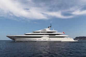 Mega Motor Yacht OPari