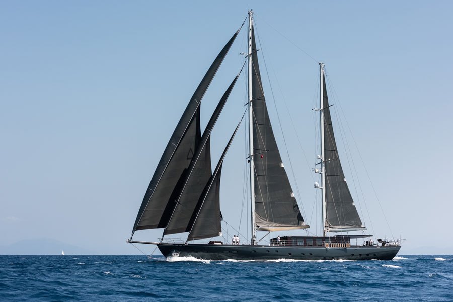 sailing yacht Roxstar